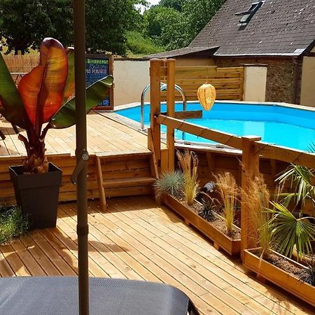 Le Vieux Moulin Gites - Detached Cottage With Garden Views And Pool Guégon Dış mekan fotoğraf