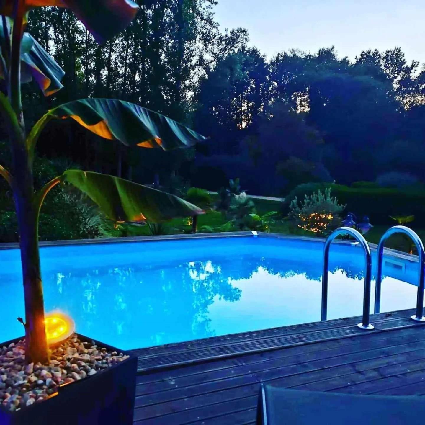 Le Vieux Moulin Gites - Detached Cottage With Garden Views And Pool Guégon Dış mekan fotoğraf